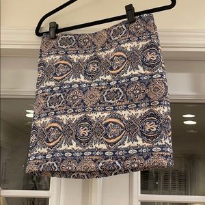 Chelsea & Theodore patterned skirt